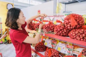 Doanh nghiệp xuất khẩu trưng bày túi lưới nông sản